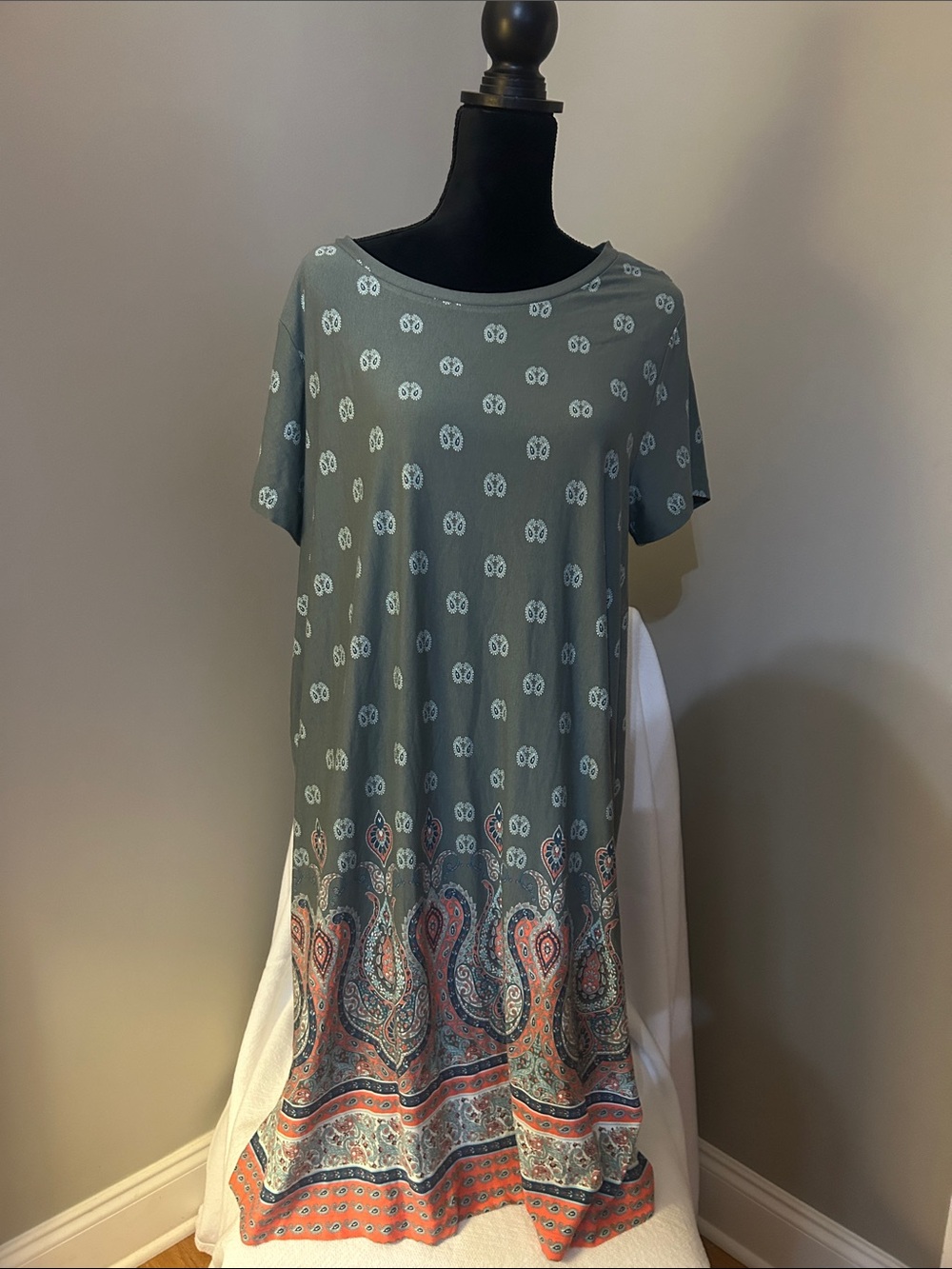 Lucky Brand Slate Green Paisley Hem Short Sleeve Tunic